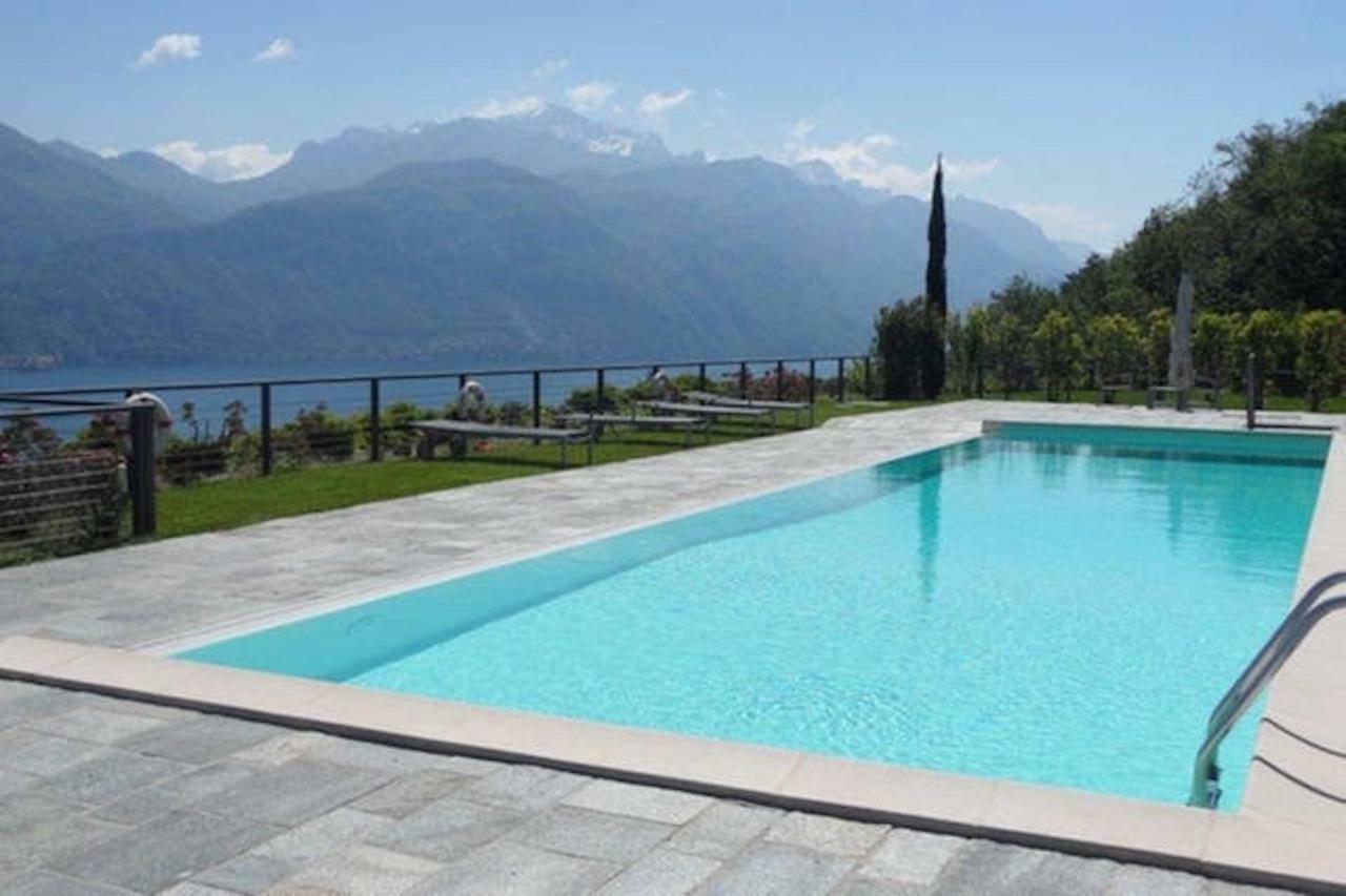 Parco San Andrea Elegante Villa Менаджо Екстериор снимка